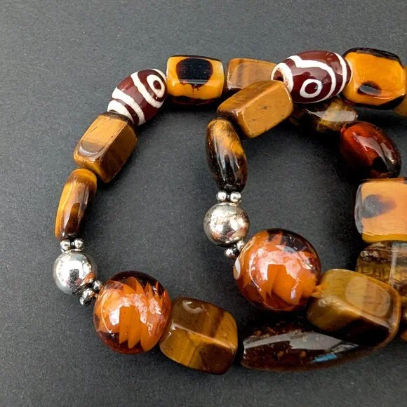 Pair of glass, bead and tiger's eye beaded stretch bracelets - Picture 5 of 12